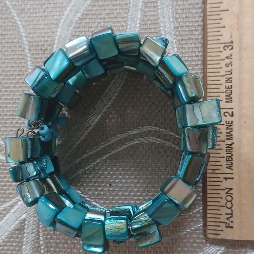 Blue Shell Bracelet! - Picture 2 of 6